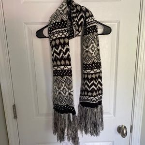 Knit Scarf